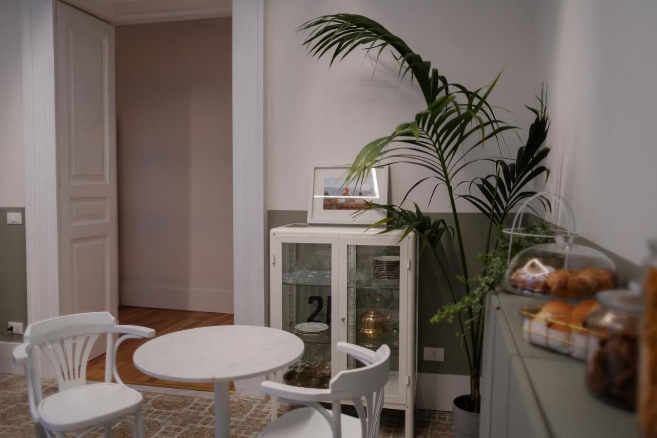 Interno21 Bed and Breakfast Νάπολη Εξωτερικό φωτογραφία
