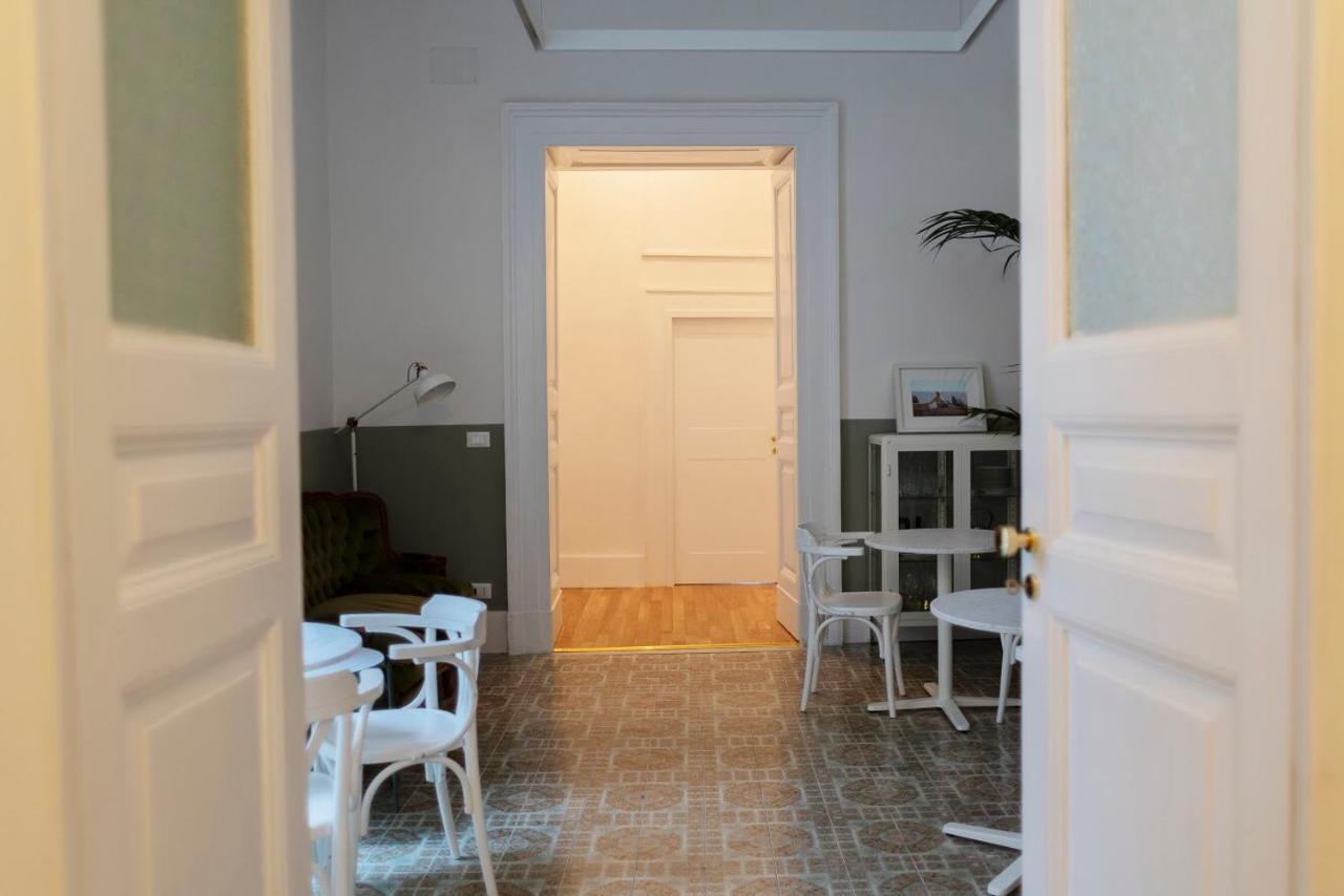 Interno21 Bed and Breakfast Νάπολη Εξωτερικό φωτογραφία